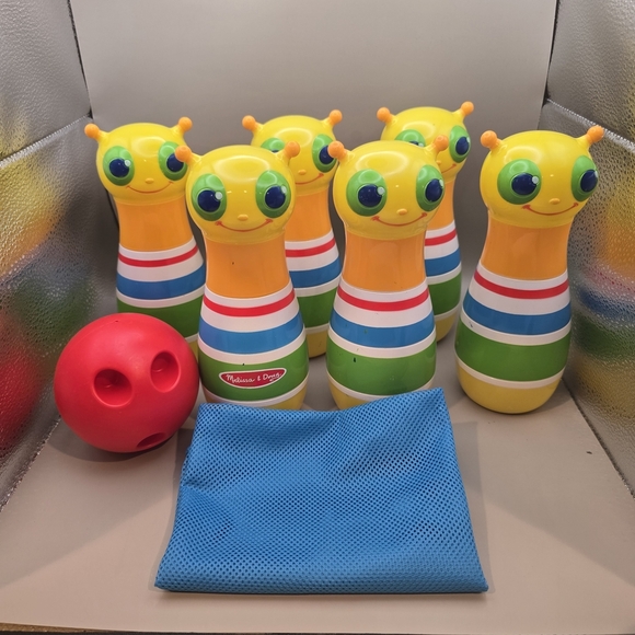 Melissa & Doug Cute As A Bug Bowling Set Kids Indoor Outdoor Game. - Picture 1 of 4